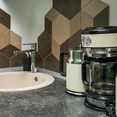 Amazon - Deluxe One Bedroom Appartement Boekarest