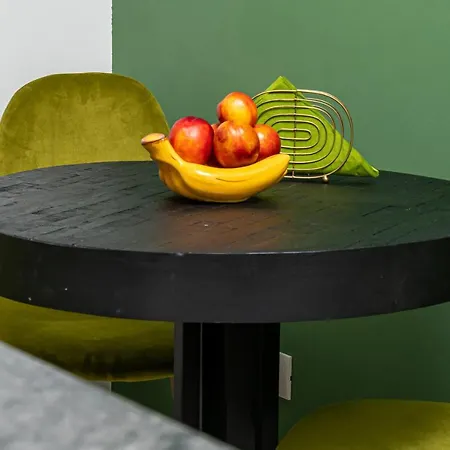 Amazon アパート ブカレスト